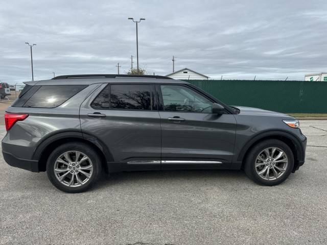 2021 Ford Explorer XLT RWD photo