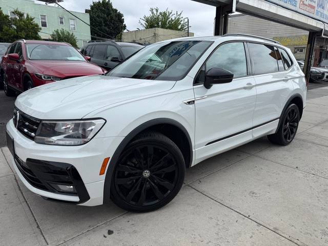 2021 Volkswagen Tiguan SE R-Line Black AWD photo