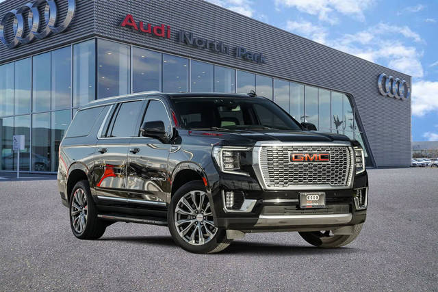 2021 GMC Yukon XL Denali 4WD photo