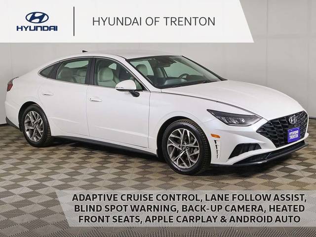 2022 Hyundai Sonata SEL FWD photo
