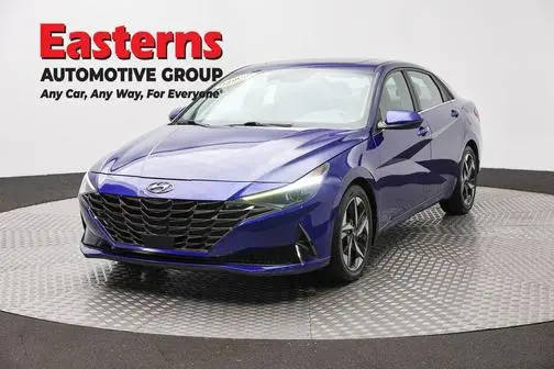 2022 Hyundai Elantra SEL FWD photo
