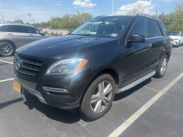 2015 Mercedes-Benz M-Class ML 350 AWD photo