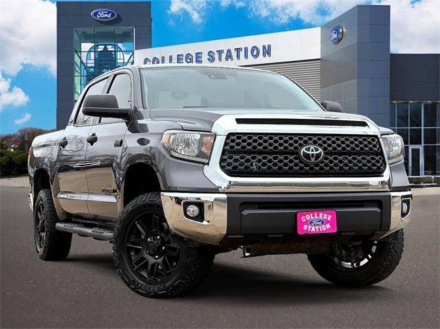 2021 Toyota Tundra SR5 4WD photo