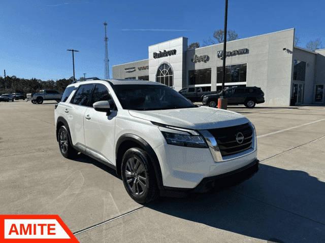 2022 Nissan Pathfinder SV FWD photo