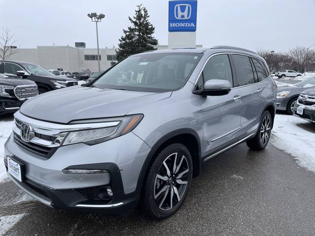 2022 Honda Pilot Touring 8-Passenger AWD photo