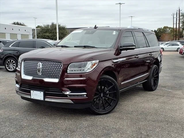 2021 Lincoln Navigator Reserve 4WD photo