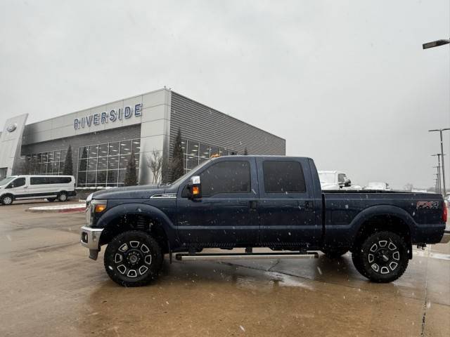 2015 Ford F-250 Super Duty XLT 4WD photo