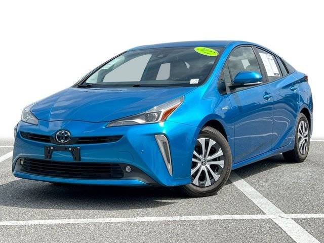 2022 Toyota Prius LE AWD photo