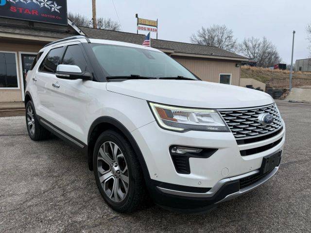2019 Ford Explorer Platinum 4WD photo