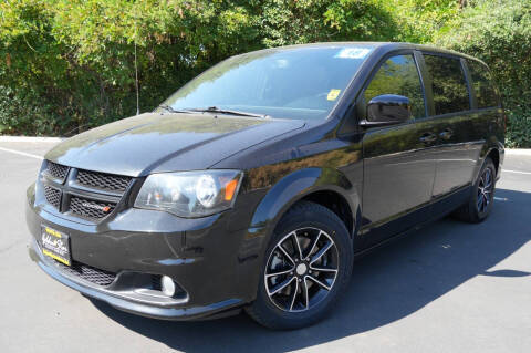 2018 Dodge Grand Caravan SE Plus FWD photo