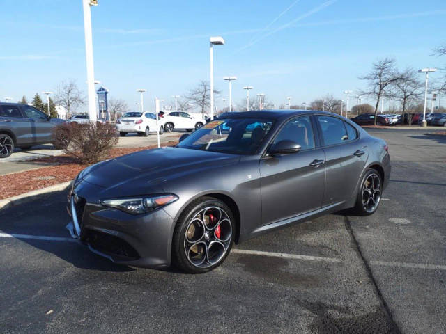 2022 Alfa Romeo Giulia Ti AWD photo