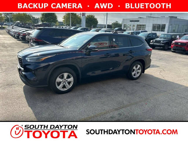 2021 Toyota Highlander LE AWD photo