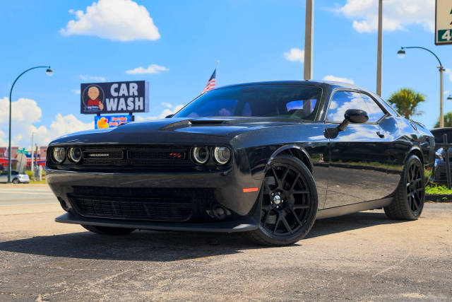 2015 Dodge Challenger R/T Scat Pack RWD photo