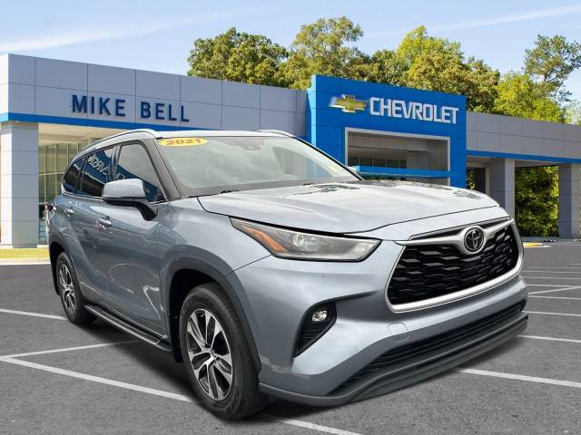 2021 Toyota Highlander XLE AWD photo