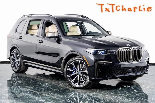 2022 BMW X7 M50i AWD photo