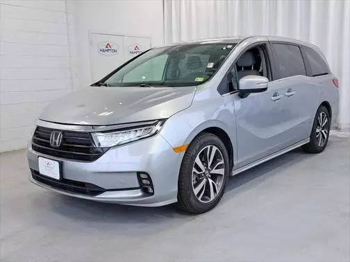 2022 Honda Odyssey Touring FWD photo