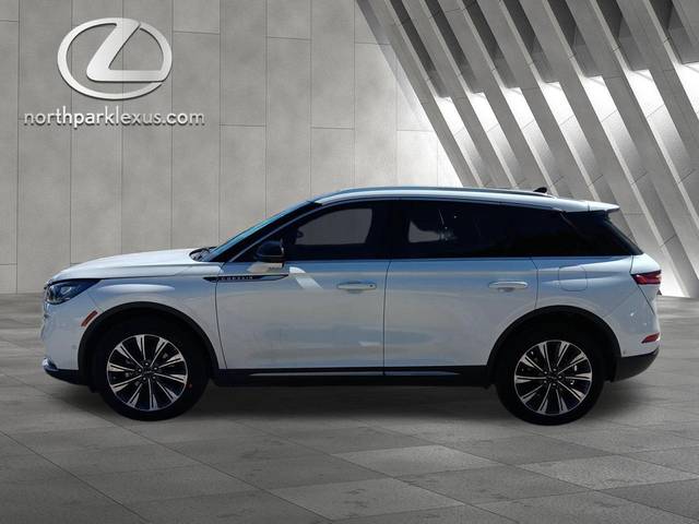 2021 Lincoln Corsair Reserve FWD photo