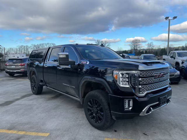 2022 GMC Sierra 3500HD Denali 4WD photo