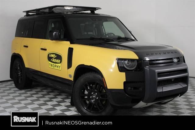 2022 Land Rover Defender 110 X-Dynamic SE AWD photo