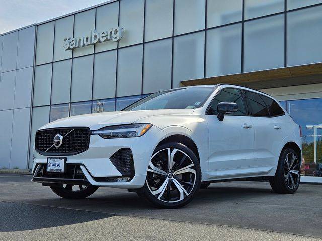 2022 Volvo XC60 R-Design AWD photo