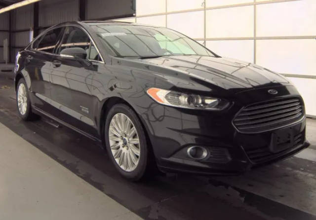 2015 Ford Fusion Energi SE Luxury FWD photo