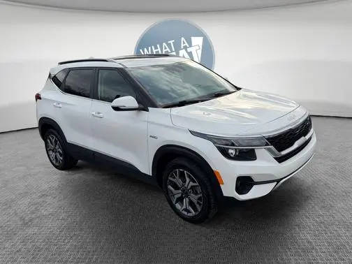 2022 Kia Seltos EX AWD photo