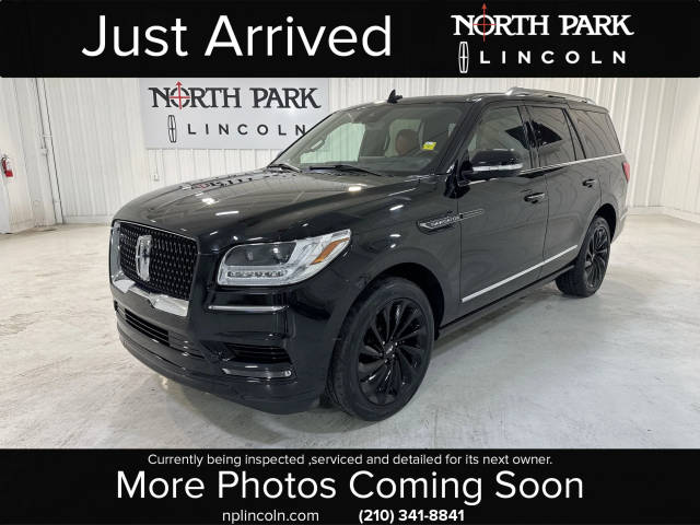 2021 Lincoln Navigator Reserve RWD photo