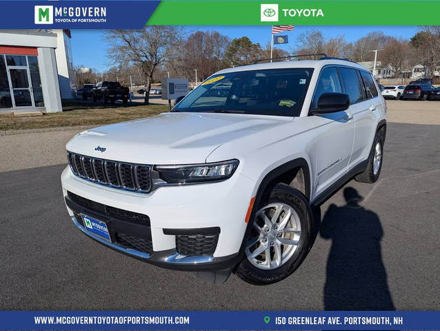 2021 Jeep Grand Cherokee L Laredo 4WD photo