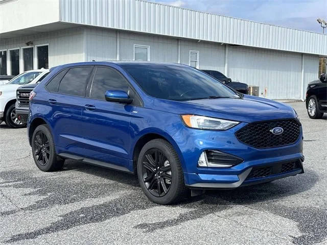 2021 Ford Edge ST-Line FWD photo