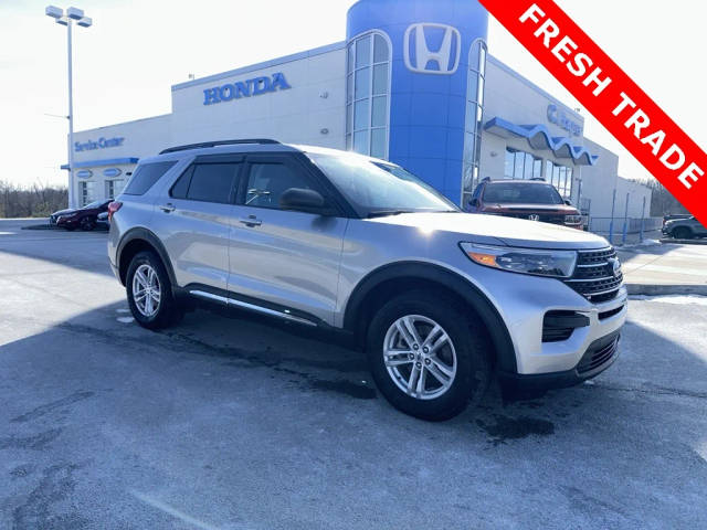 2021 Ford Explorer XLT 4WD photo