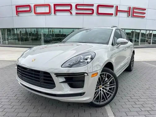 2021 Porsche Macan Turbo AWD photo