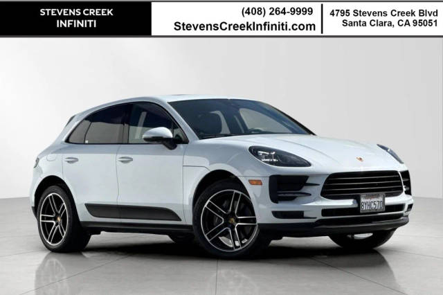 2021 Porsche Macan AWD photo