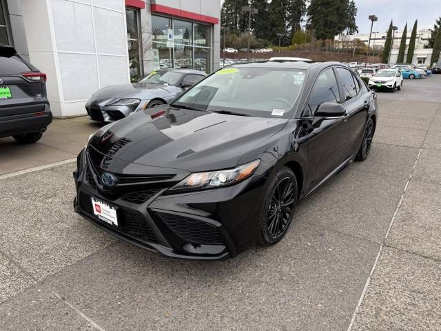2022 Toyota Camry Hybrid Nightshade FWD photo
