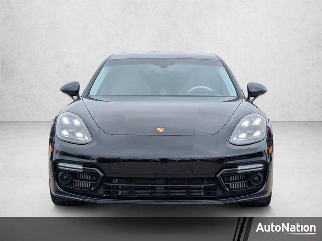 2021 Porsche Panamera GTS AWD photo