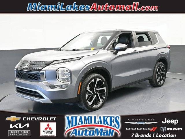 2022 Mitsubishi Outlander SE FWD photo