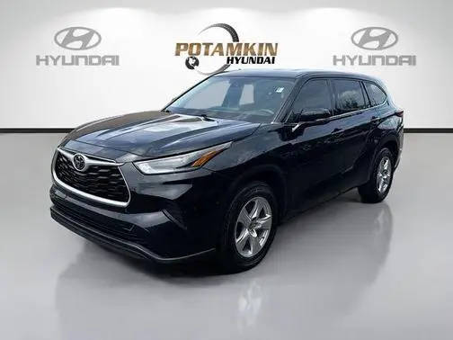 2021 Toyota Highlander L FWD photo