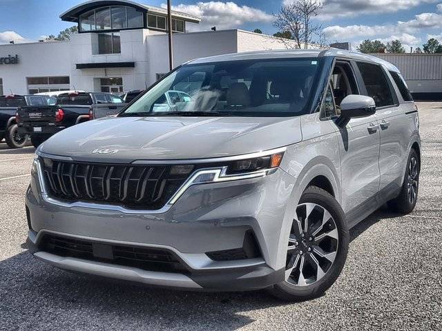 2022 Kia Carnival EX FWD photo