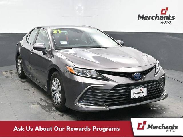 2021 Toyota Camry Hybrid LE FWD photo