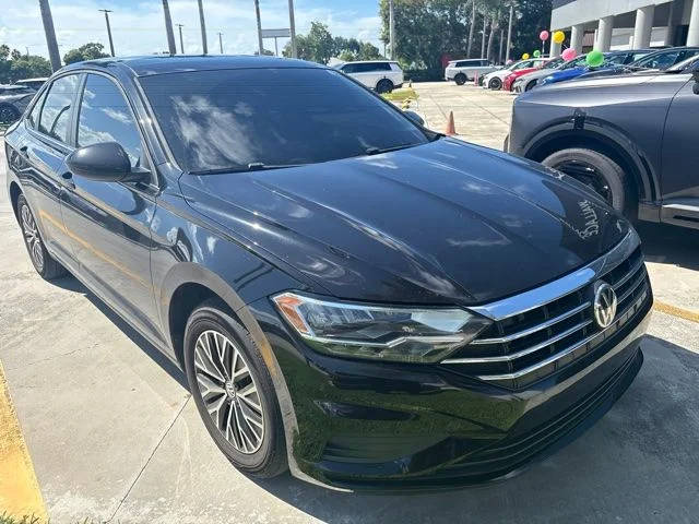 2021 Volkswagen Jetta SE FWD photo
