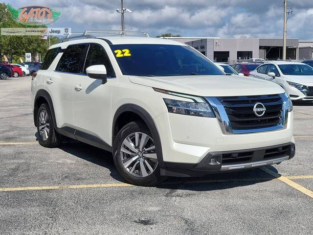 2022 Nissan Pathfinder SL FWD photo