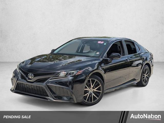 2022 Toyota Camry SE FWD photo