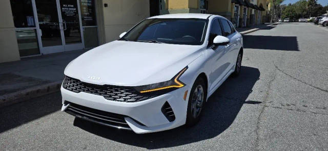 2022 Kia K5 LXS FWD photo