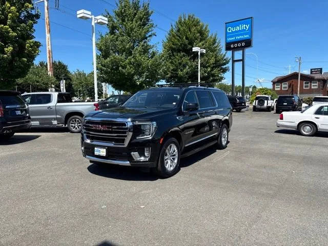 2021 GMC Yukon XL SLT 4WD photo