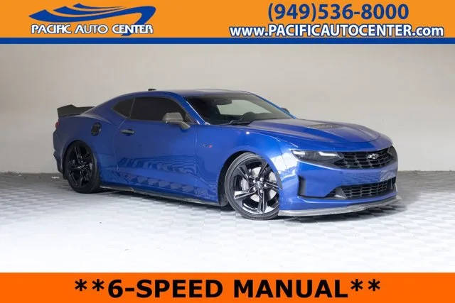 2021 Chevrolet Camaro LT1 RWD photo