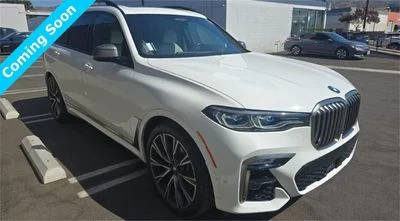 2022 BMW X7 M50i AWD photo