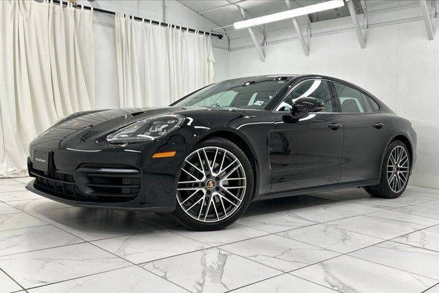 2021 Porsche Panamera 4 AWD photo