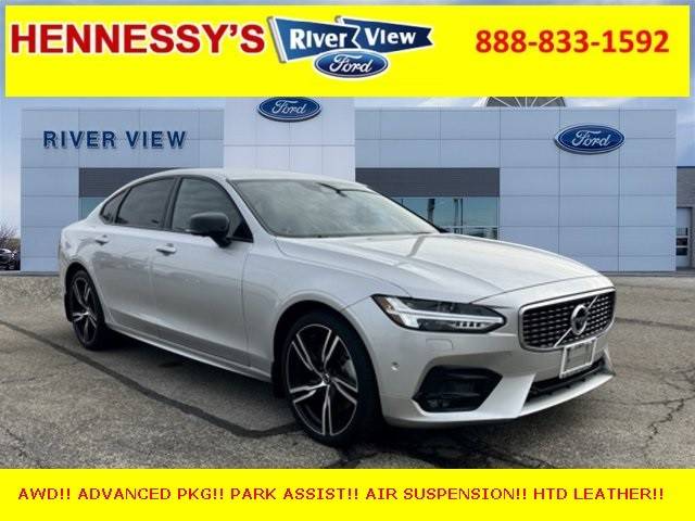 2020 Volvo S90 R-Design AWD photo