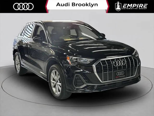 2022 Audi Q3 S line Premium AWD photo