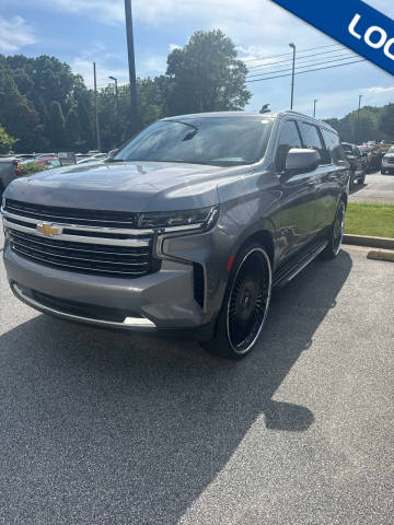 2021 Chevrolet Suburban LT 4WD photo