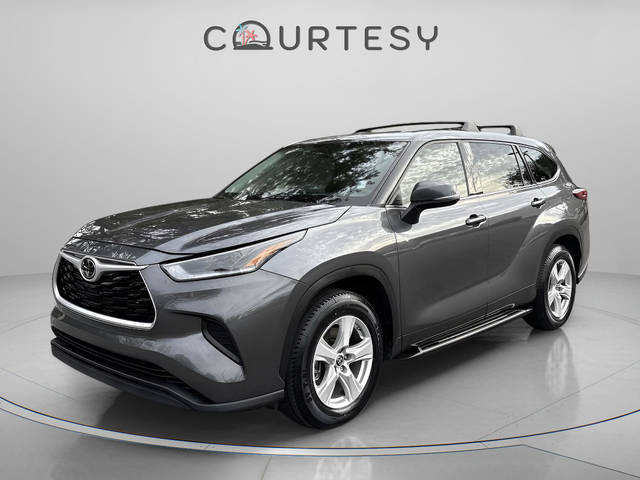 2021 Toyota Highlander L FWD photo